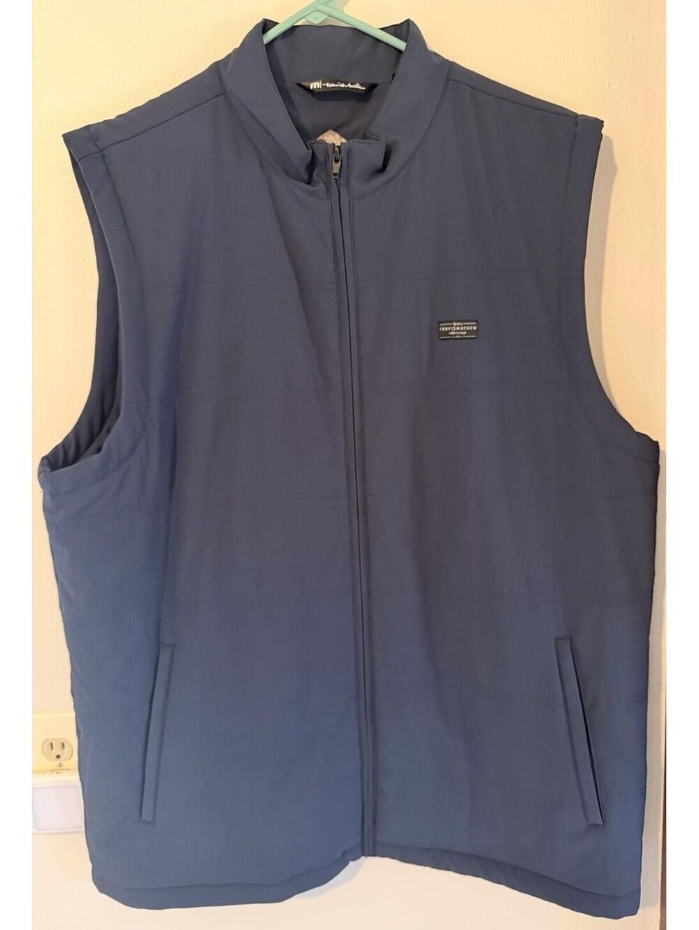 2XL - Men - TravisMathew Blue Puffer Vest (NWOT)